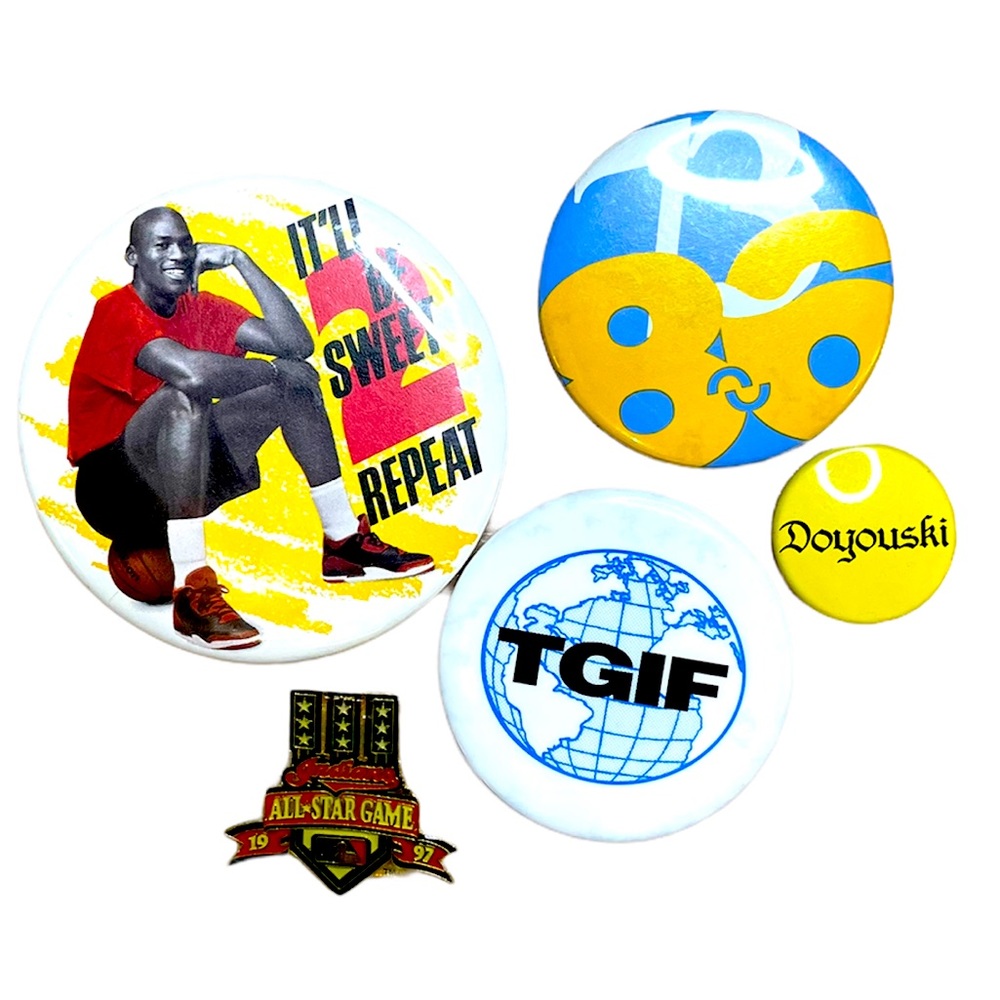 90s themed button pin set - Michael Jordan, www